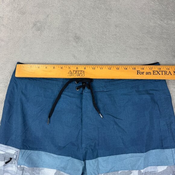 Pelagic High Performance Board Shorts Cargo Pocket Blue Camo Stretch Swim Trunks - Picture 9 of 11